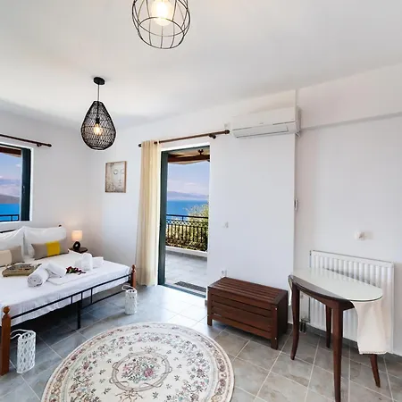 Avra Maria Lefkada * Nikiána